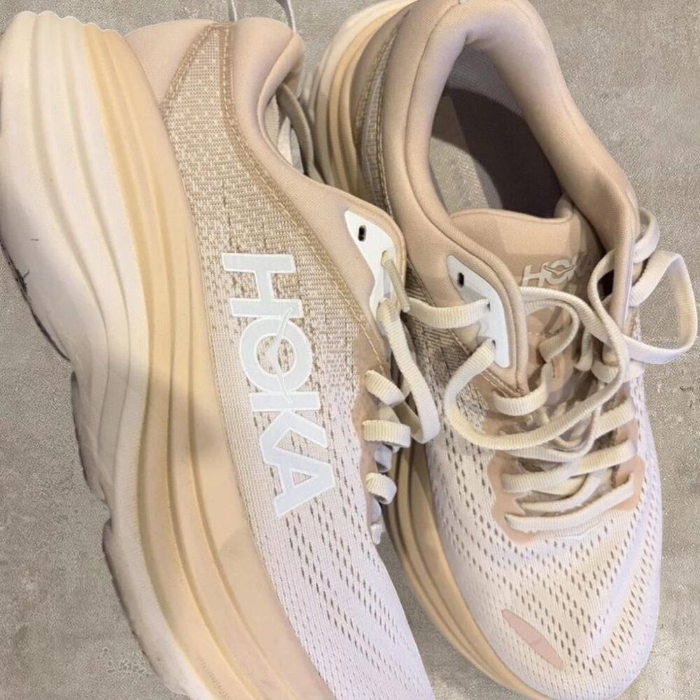 Women's (size 7.5) Hoka One One Bondi 8 White & Cream Platform Trainers
